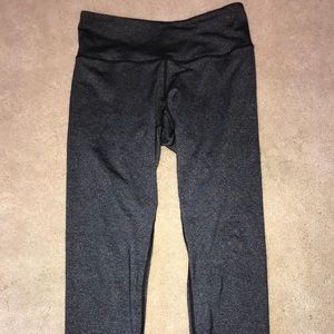 Lululemon cropped leggings